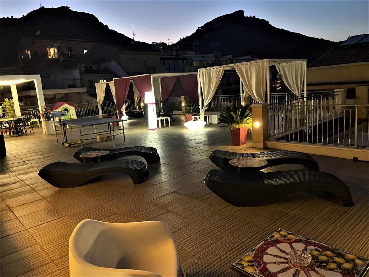 Apartment I Due Grifoni Taormina