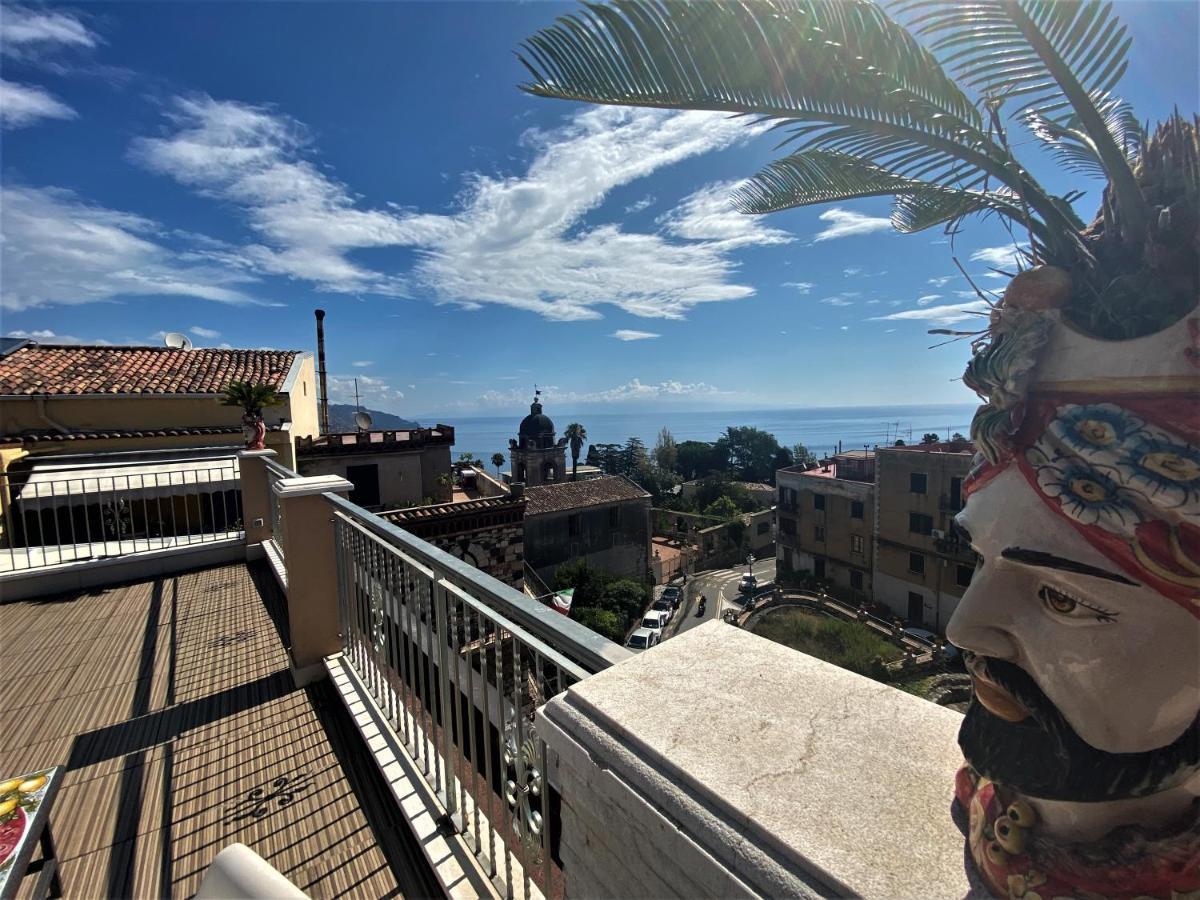 I Due Grifoni Apartment